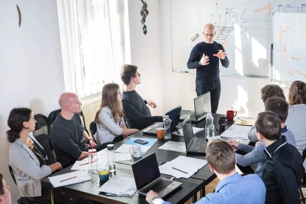 Tren Usaha 2026 Cara Tingkatkan Penjualan dan Keuntungan