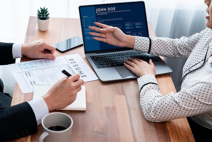 SOP Onboarding Karyawan Baru: Mempercepat Adaptasi Staf Baru dari Masa Training Menjadi Tenaga Produktif dalam Waktu 7 Hari